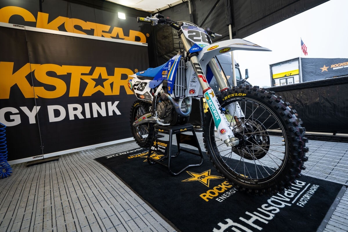 Husqvarna 2025 Heritage livery 